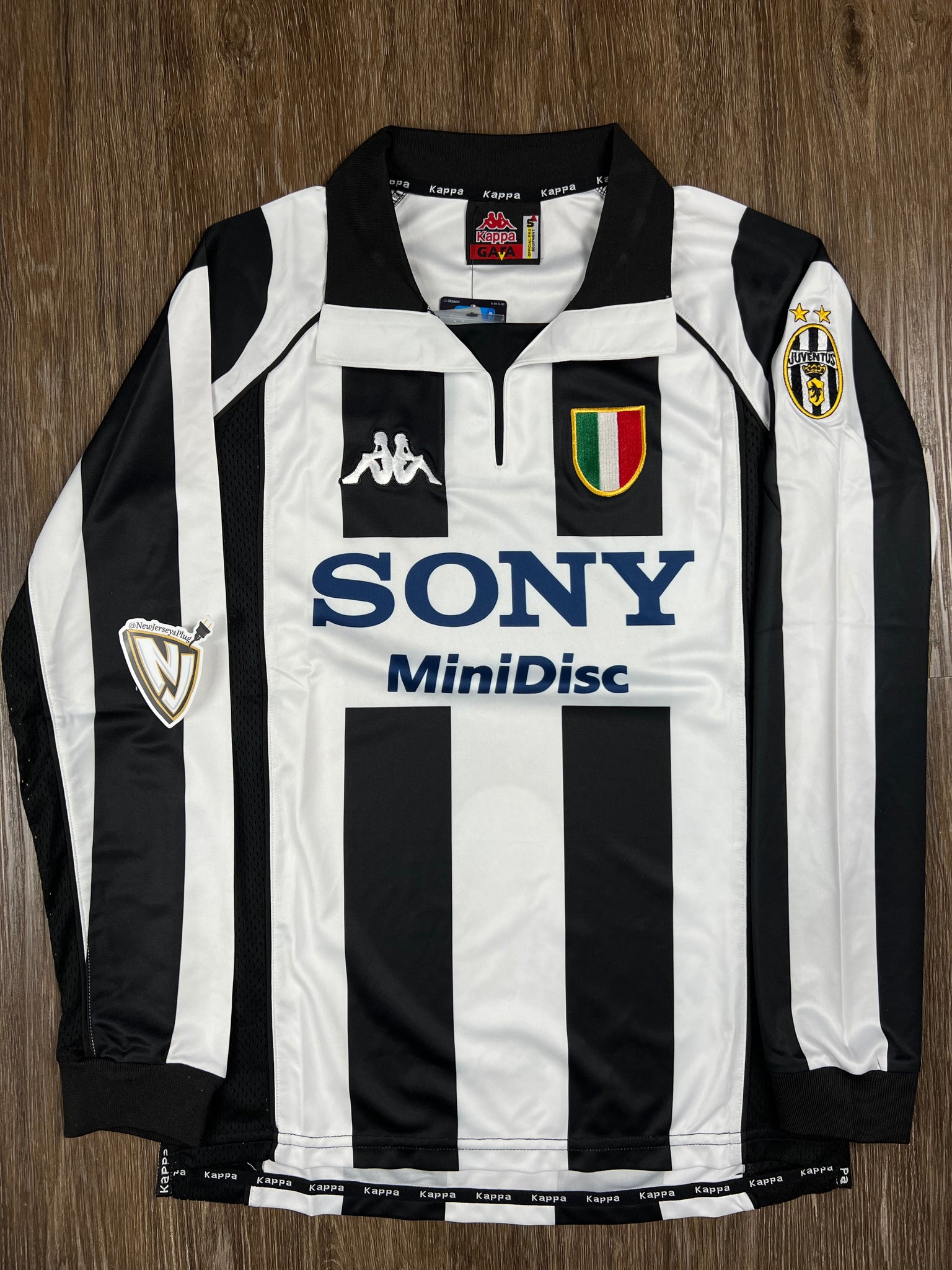 97/98 Juventus Long Sleeve Jersey