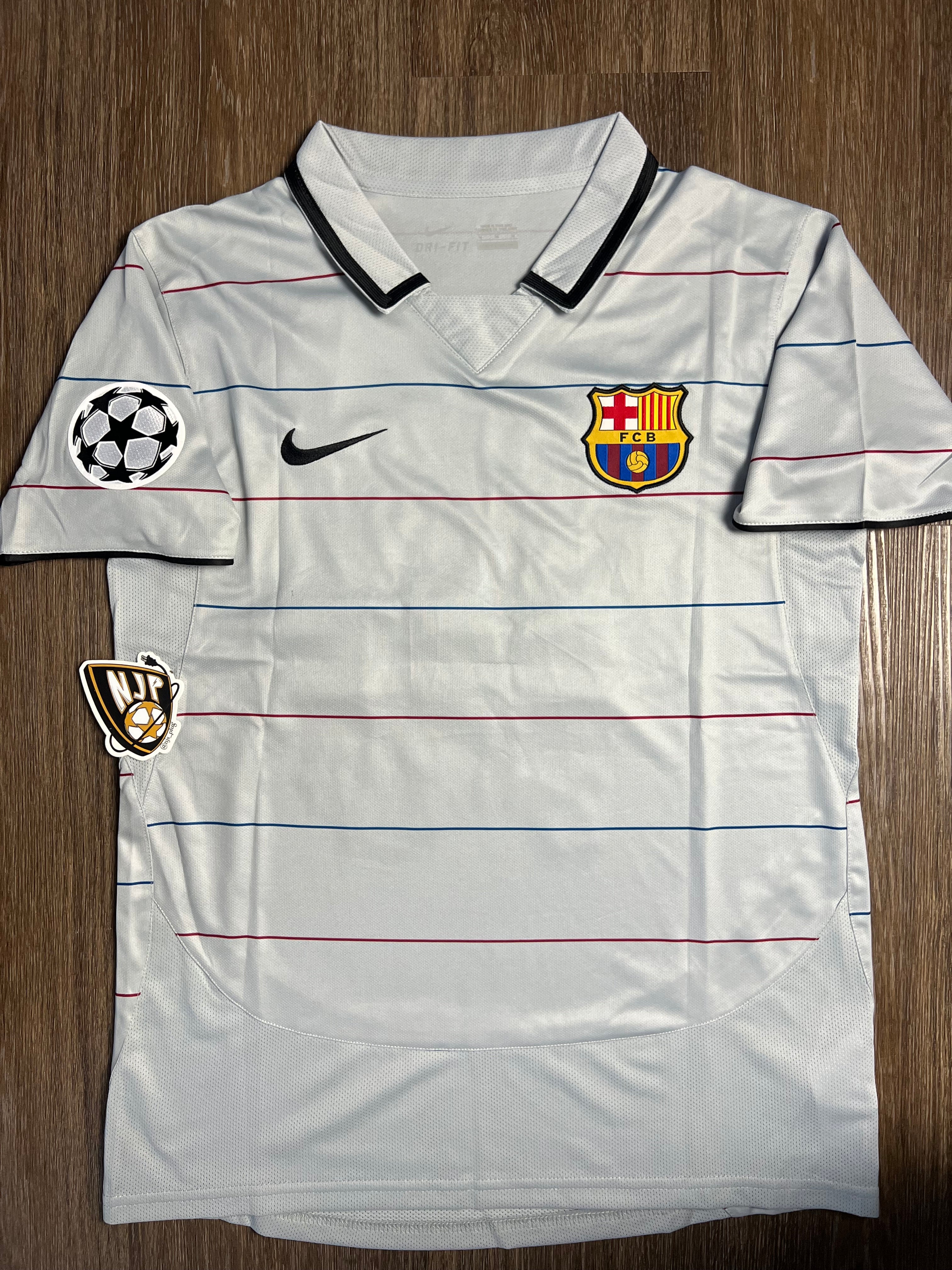 03/04 Barcelona Ronaldinho Away Jersey