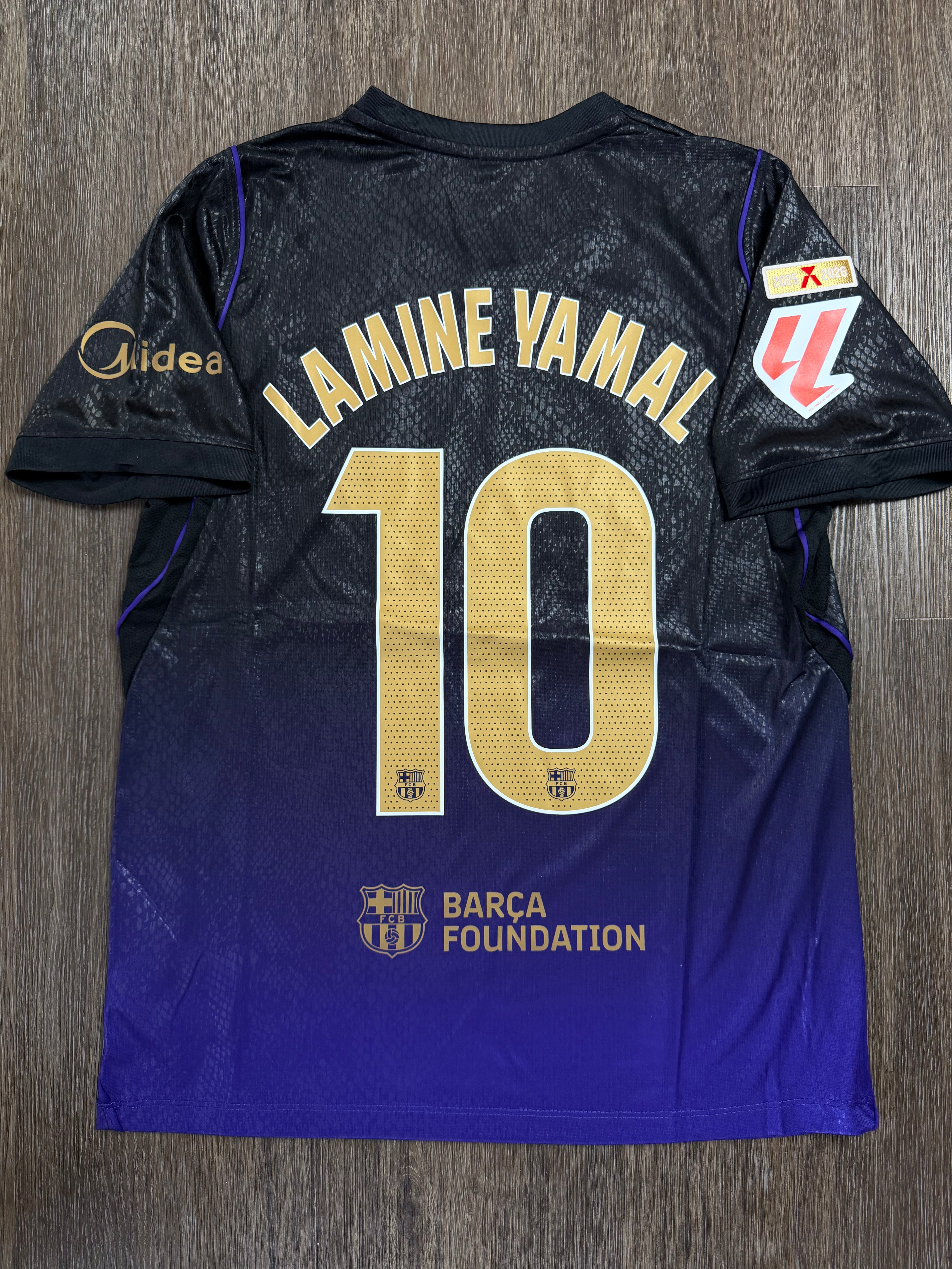 26/27 Barcelona Lamine Yamal Away Jersey