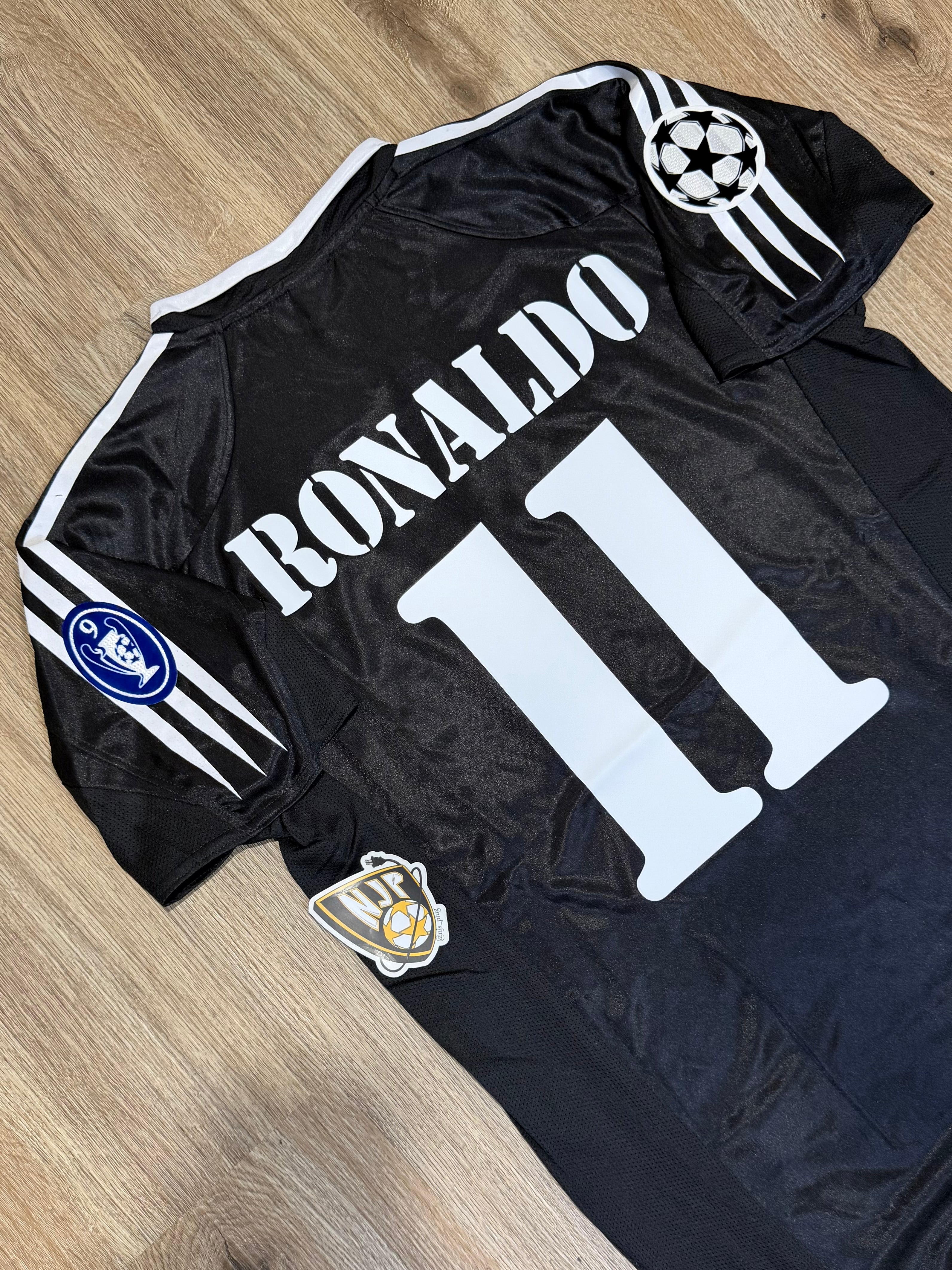 02/03 Real Madrid Ronaldo 11 Away Jersey