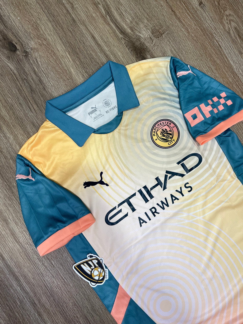 24/25 Manchester City Fourth Jersey