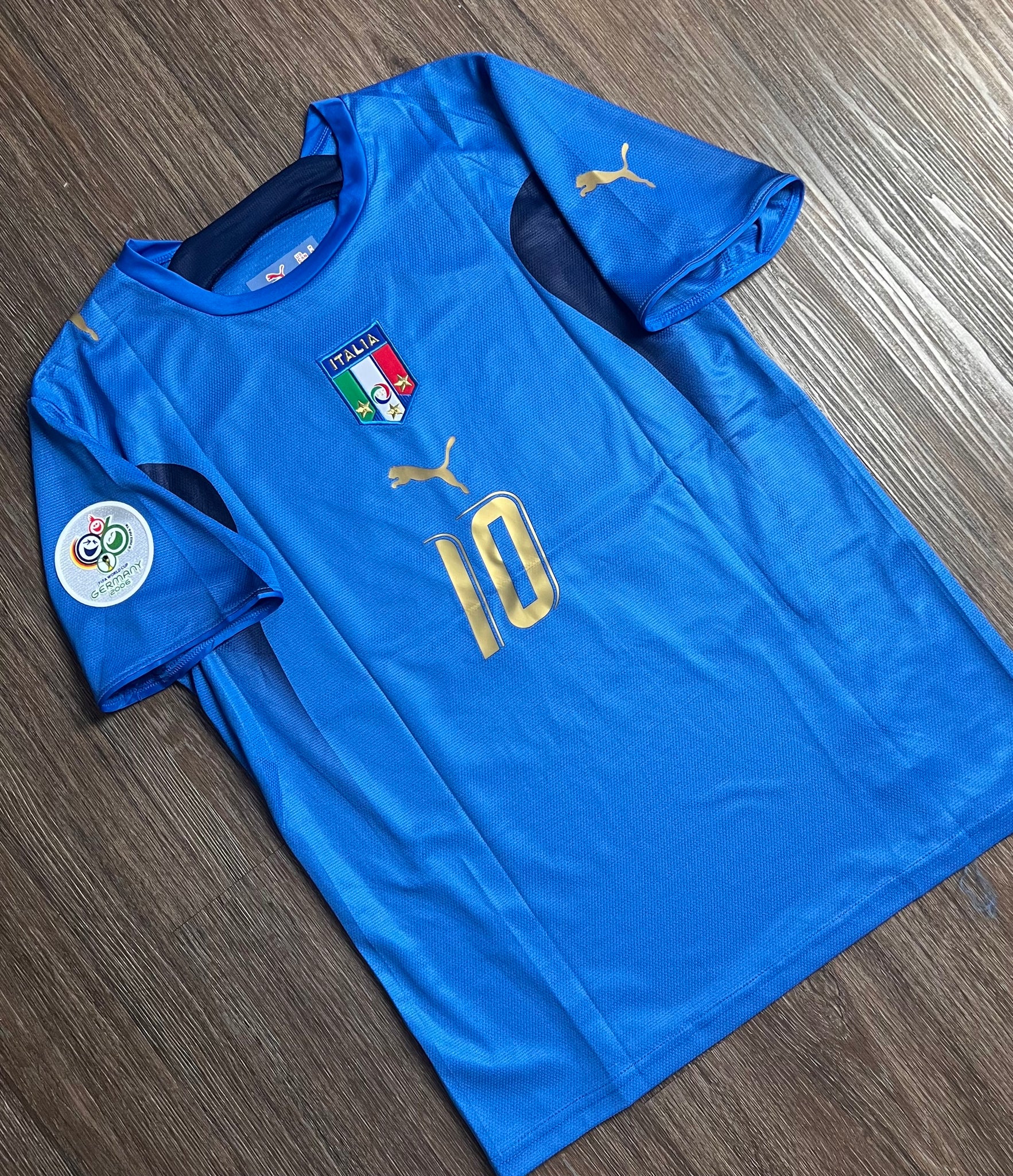 2006 Italy Francesco Totti Home Jersey