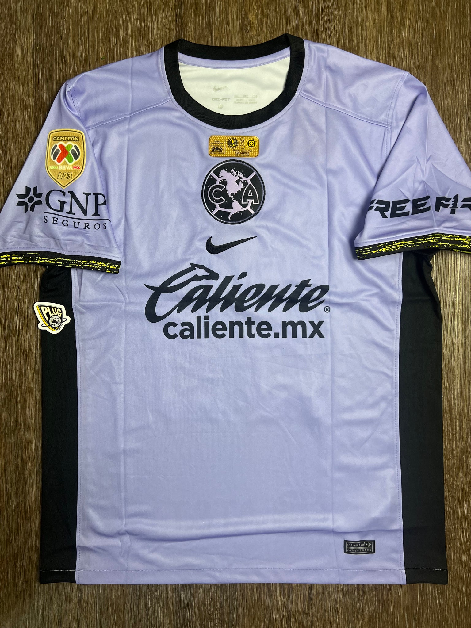 Club America J. Quiñones Third Jersey