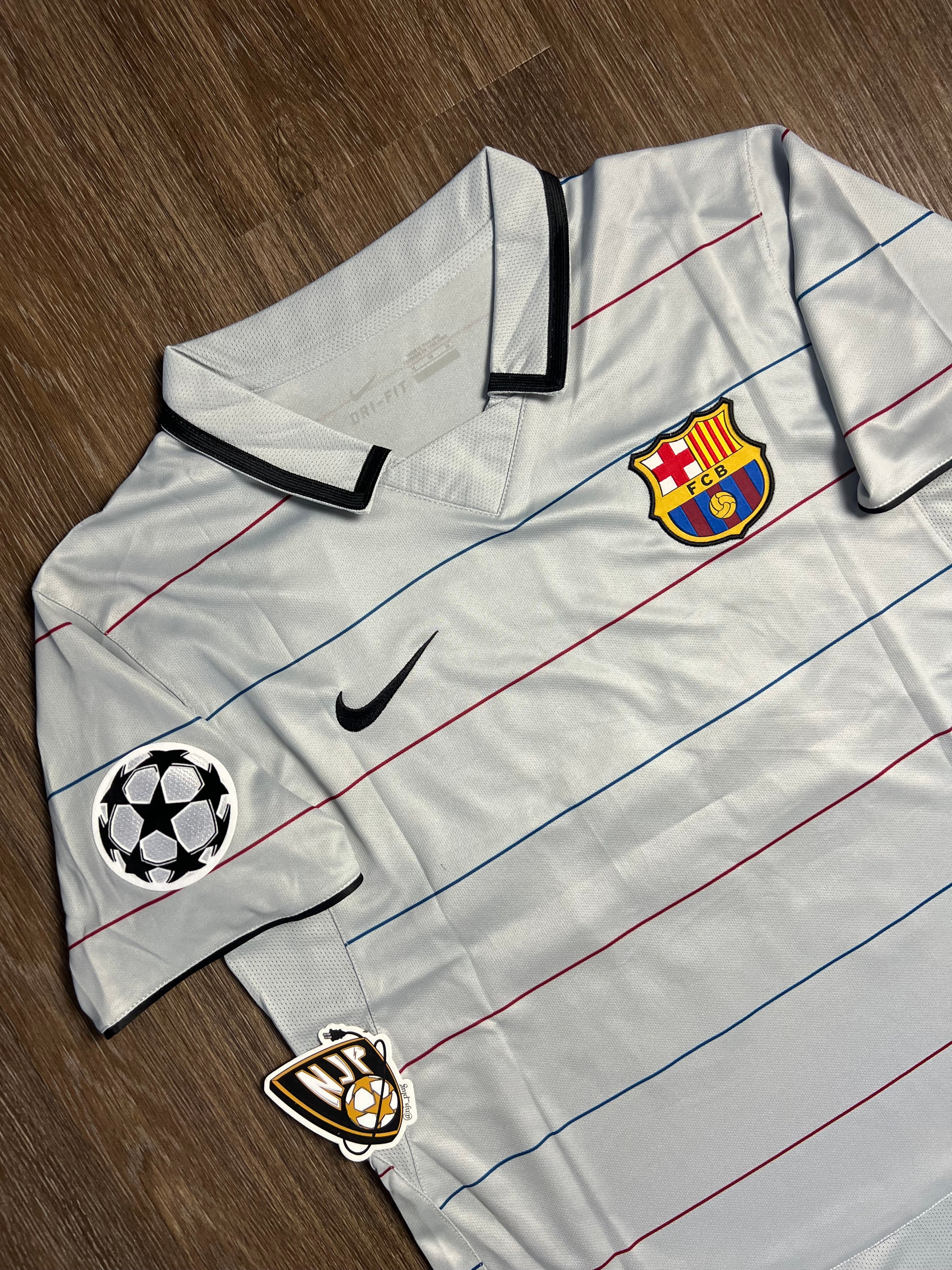 03/04 Barcelona Ronaldinho Away Jersey