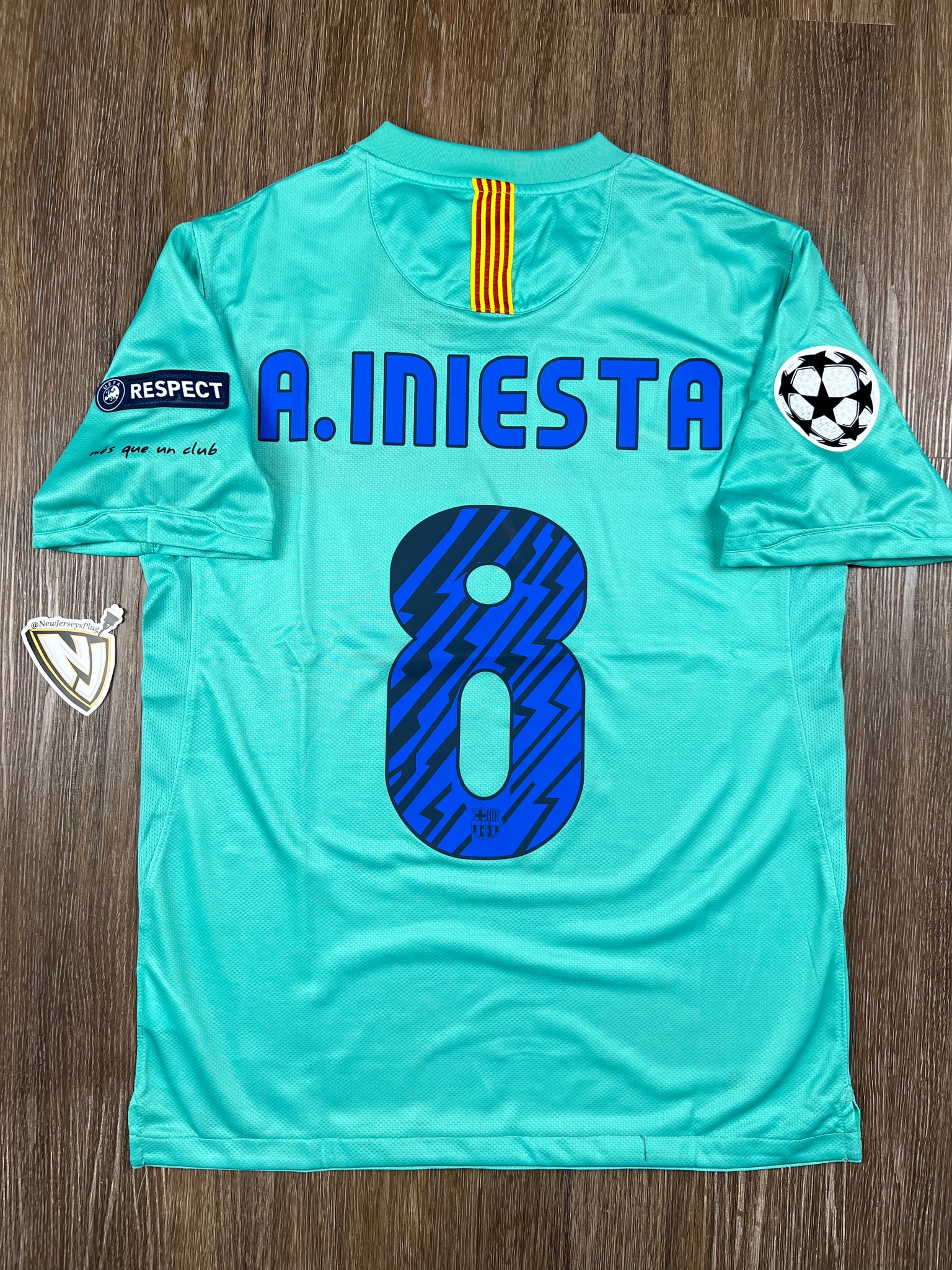 10/11 Barcelona Andres Iniesta 8 Away Jersey